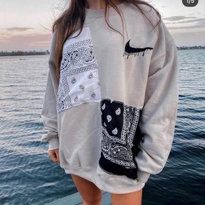 KMM clothing custom crewneck